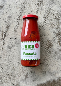 Kick x Vincenzo's Passata (430g)